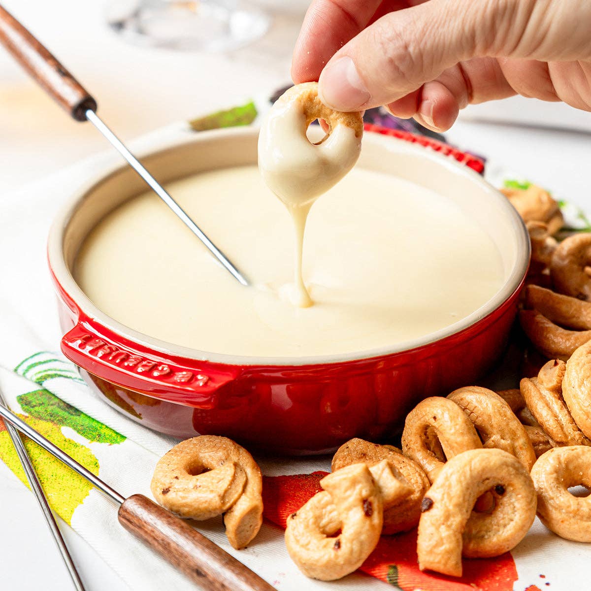 Caramelized Onion Taralli