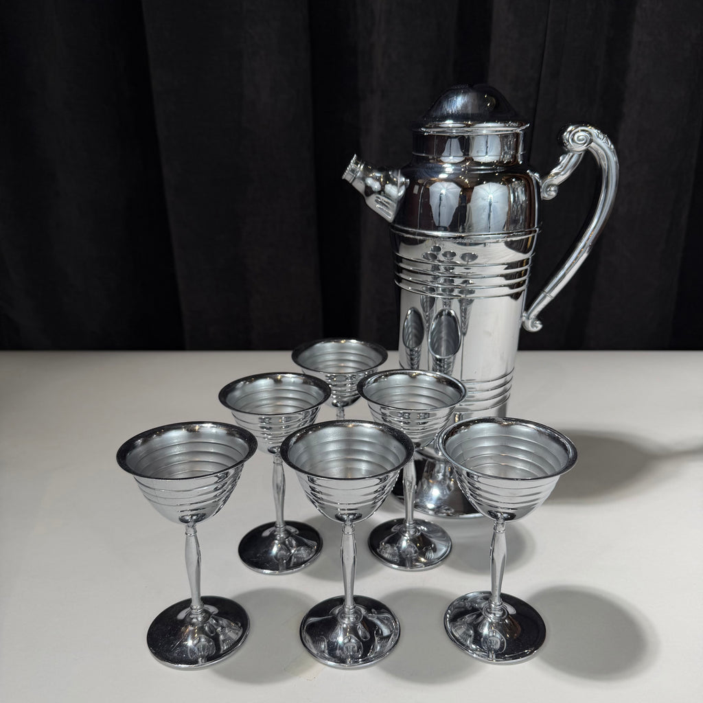 Art Deco Cocktail Shaker and Cups (6)