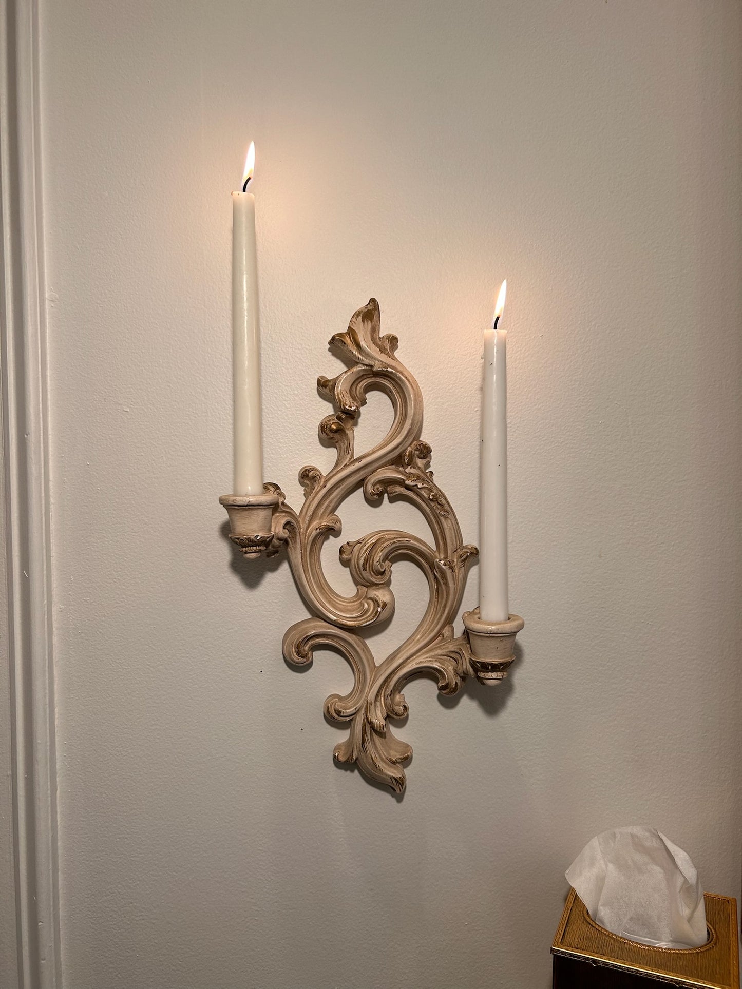 Syroco Candle Sconce Set