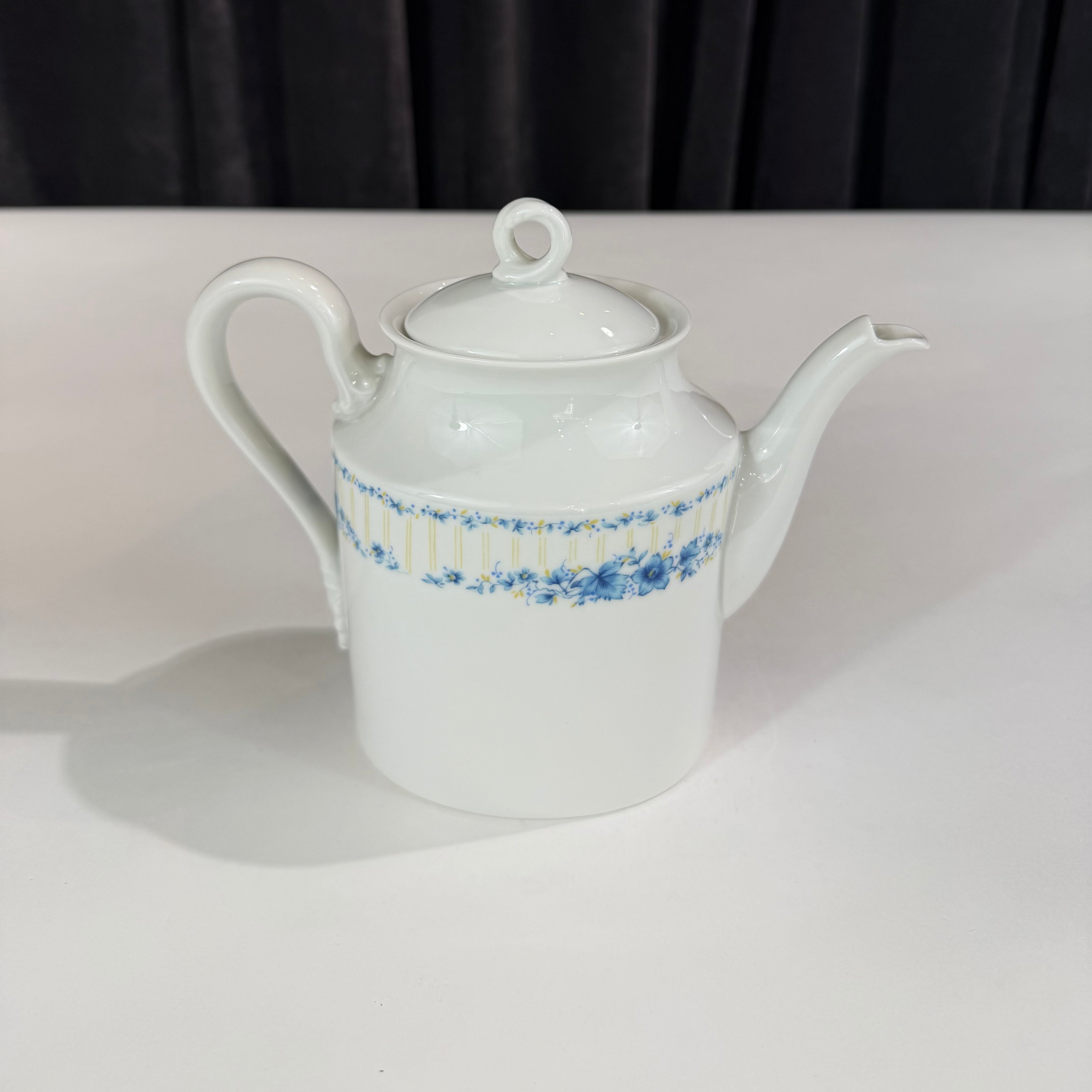Richard Ginori Blue Flower Tea Set